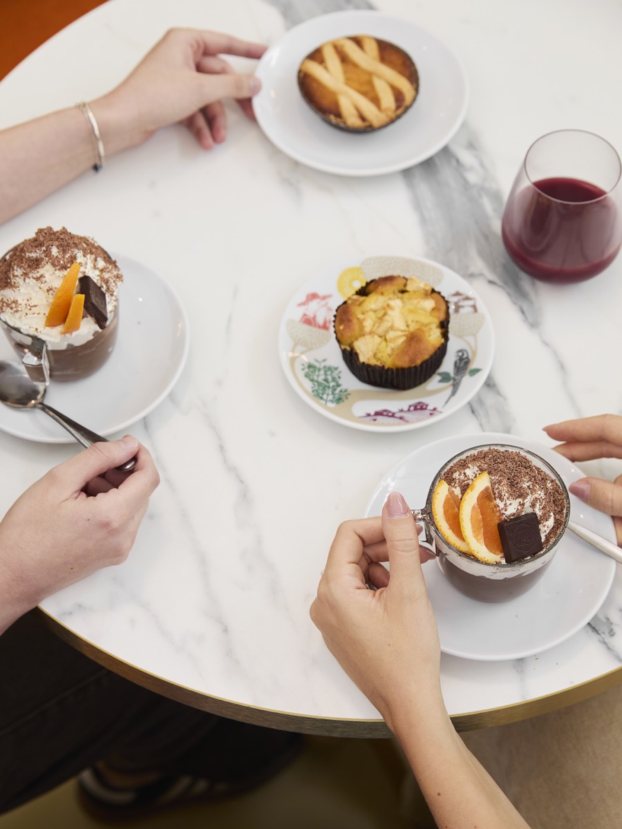 Cioccolata calda e pasticceria Leone per coffee break eventi